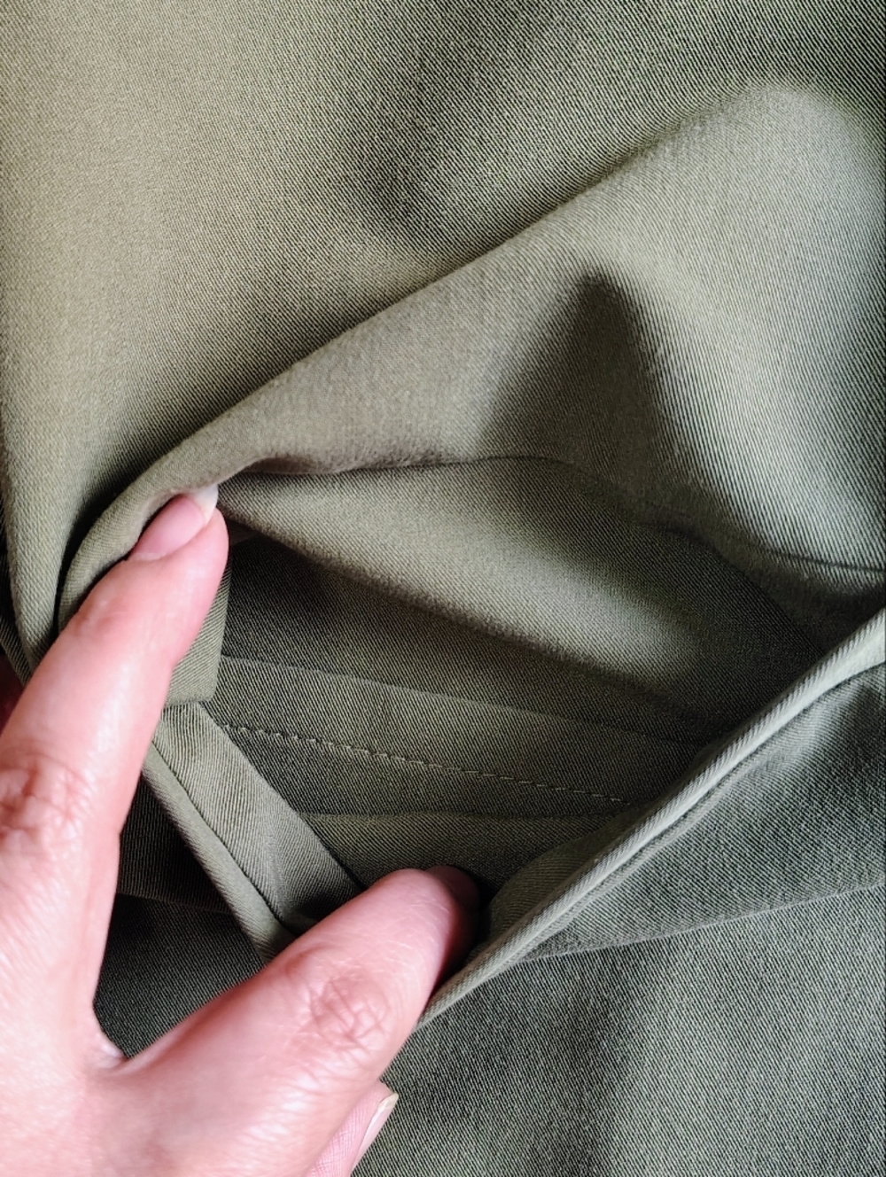 Figs Casma Medical Scrub Top Three Pockets Professional, Fir Green Size M. - Picture 7 of 16